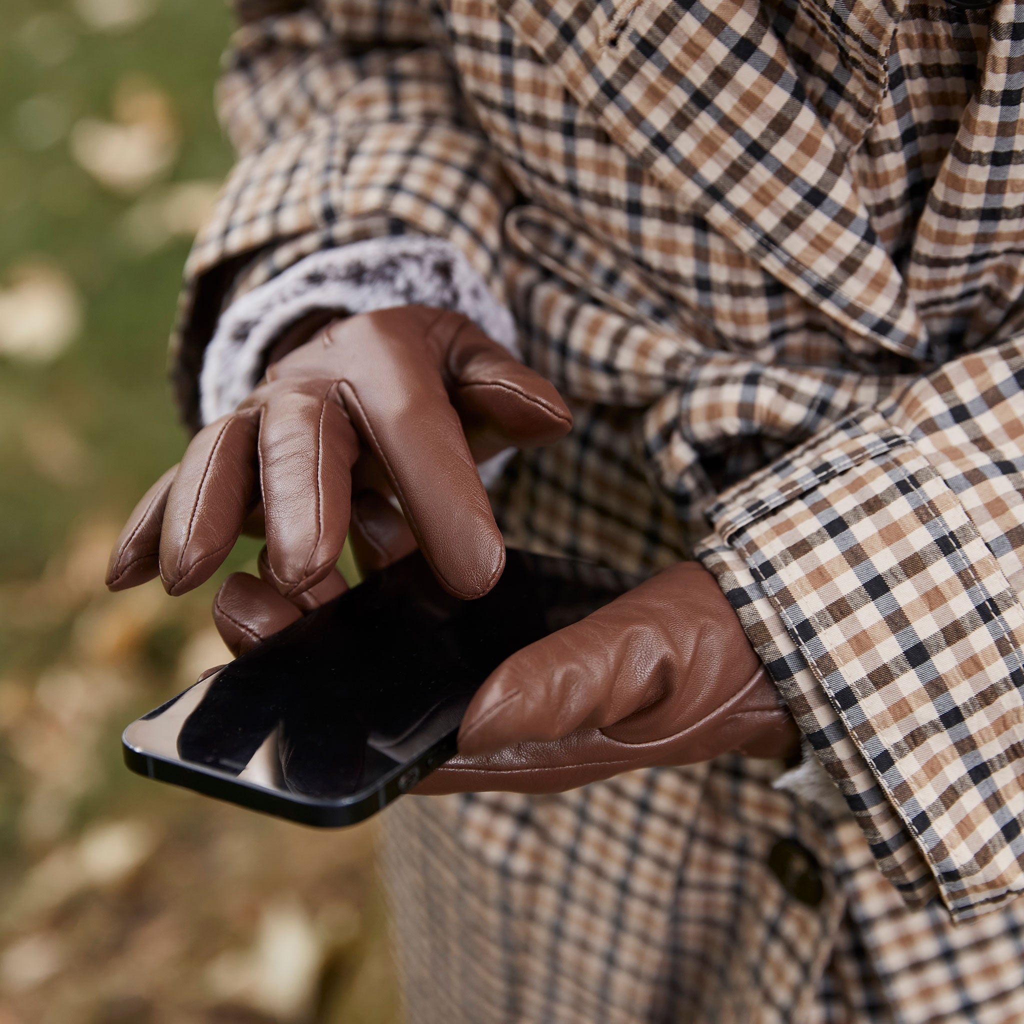 Leather gloves that work 2025 with phone