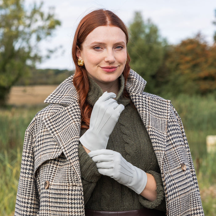 Joanna | Women's Classic Unlined Leather Gloves | Dents Joanna | Women's Classic Unlined Leather Gloves | Dents